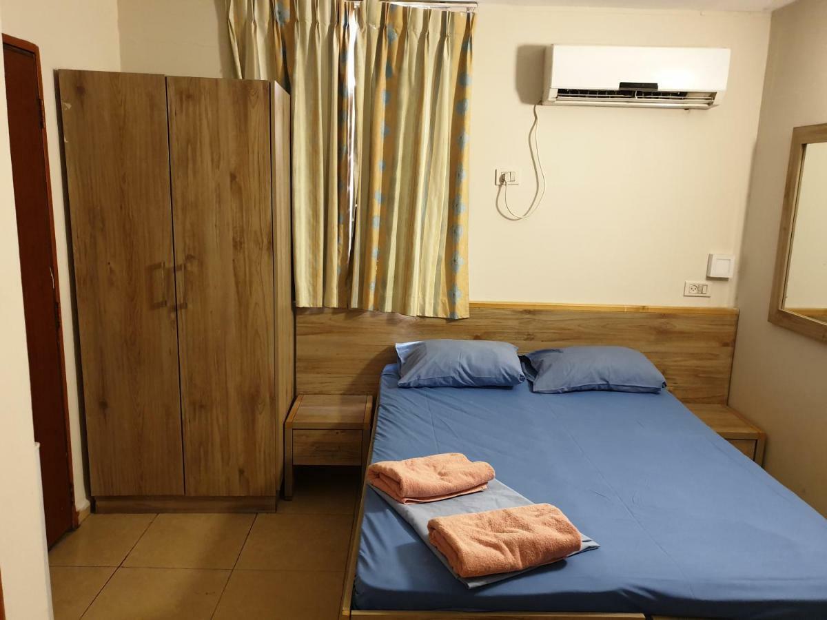 Bergik Hotel Тверия Экстерьер фото